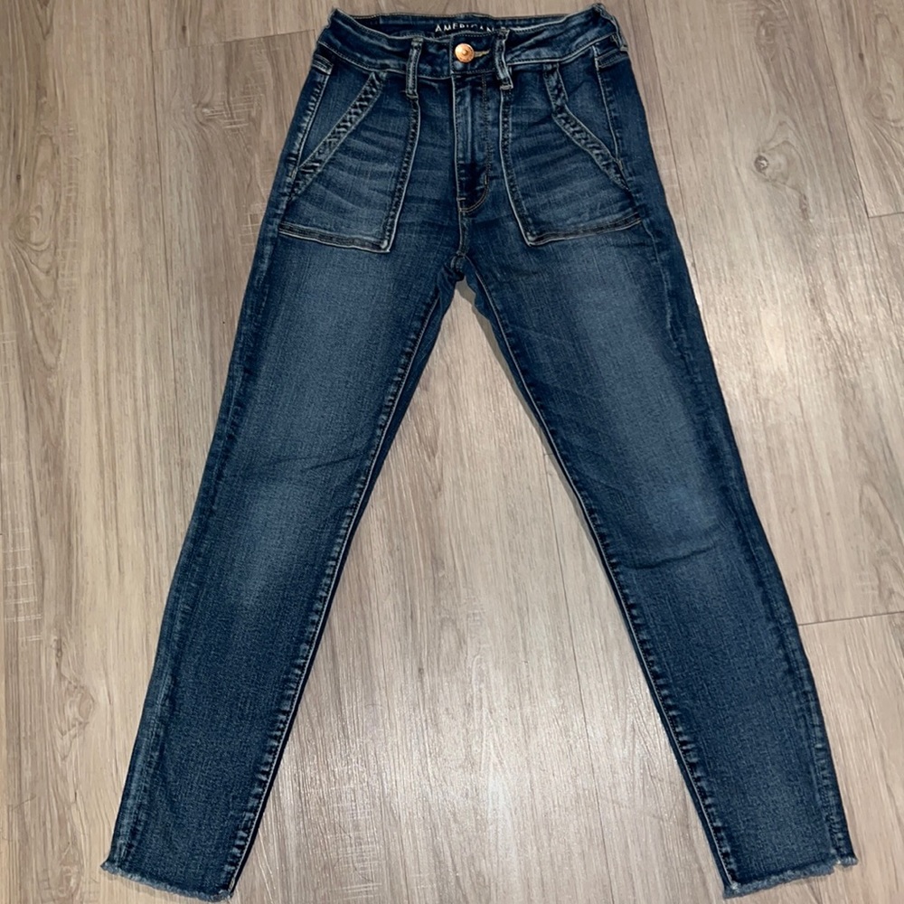 American Eagle • 6 Regular • High Rise Jegging Crop